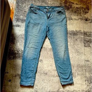 Old Navy Super Skinny Low Rise Jeans